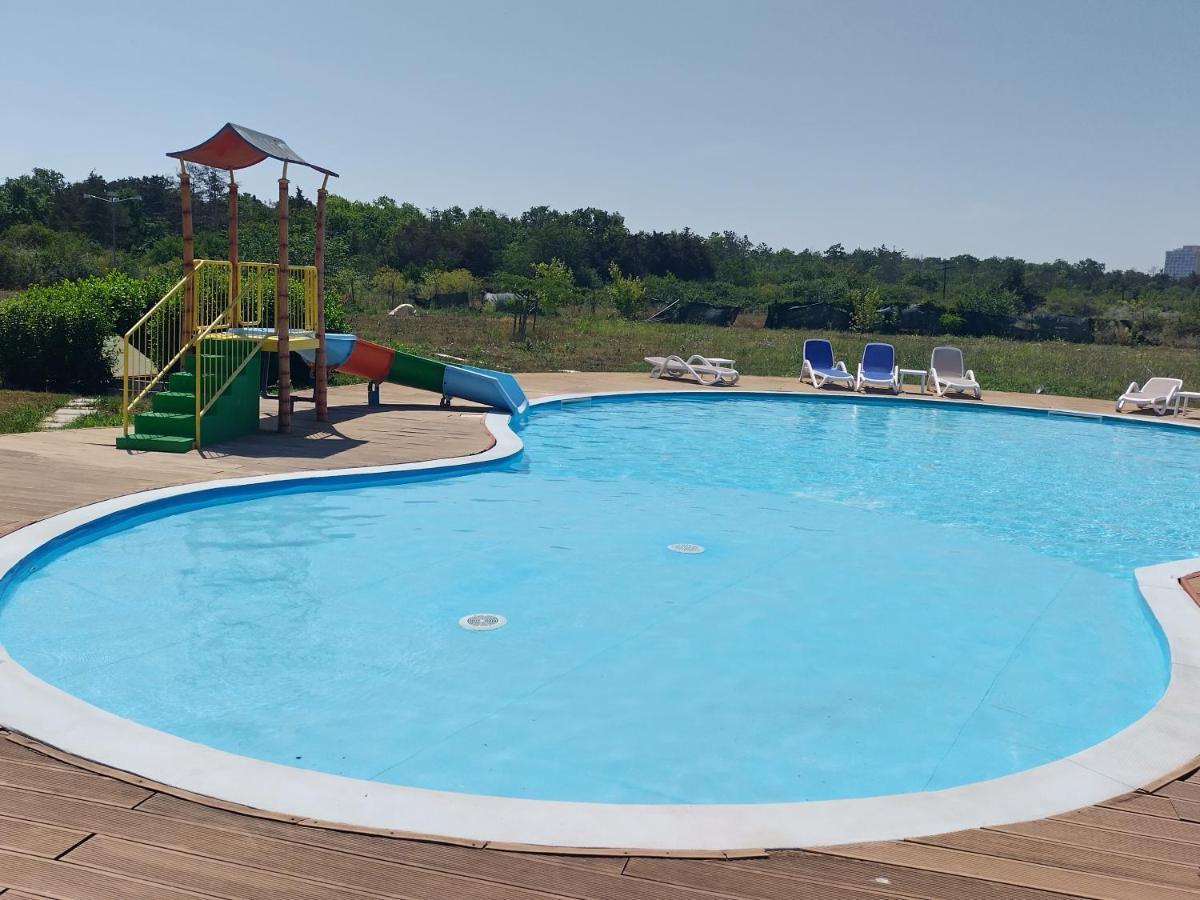 Blaxy Resort Stefi Cu Acces La Piscine Gratuit комуна 23 Аугуст Екстер'єр фото