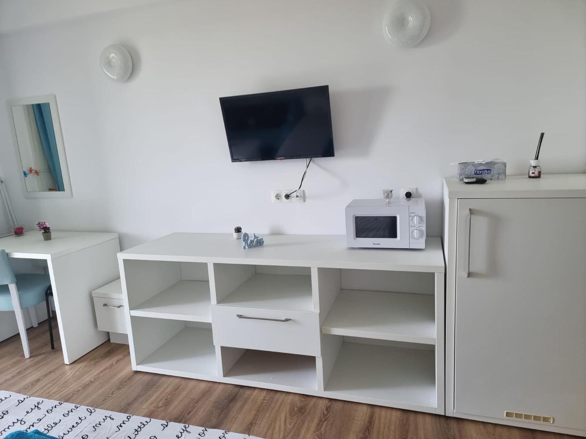 Blaxy Resort Stefi Cu Acces La Piscine Gratuit комуна 23 Аугуст Екстер'єр фото